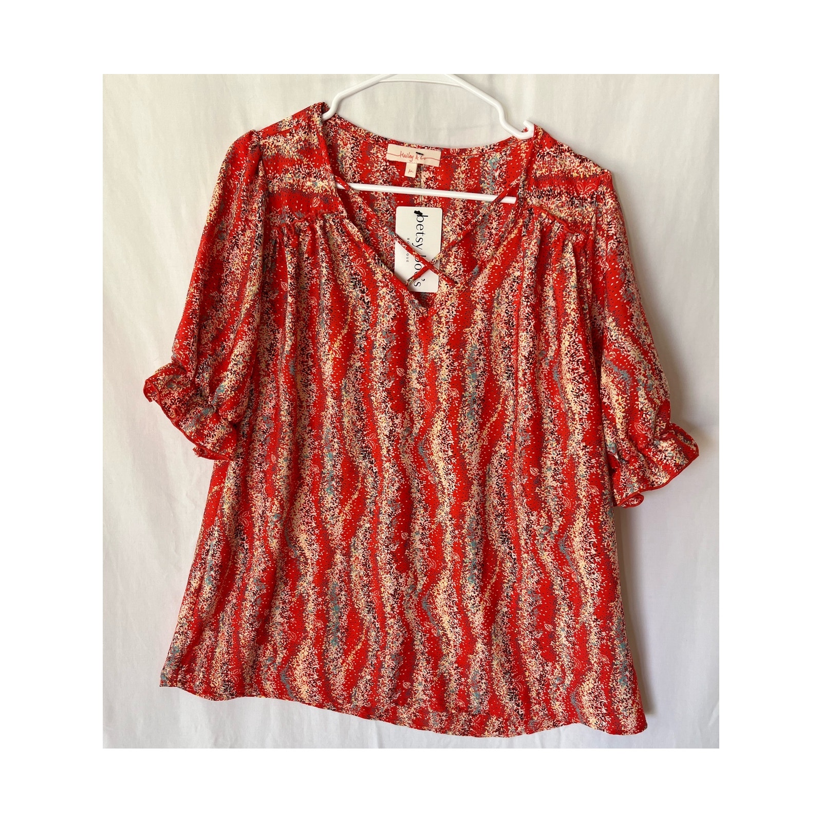Hailey & Co Red Geometric Strappy V-Neck Puff Sleeve Blouse Medium Women's Top